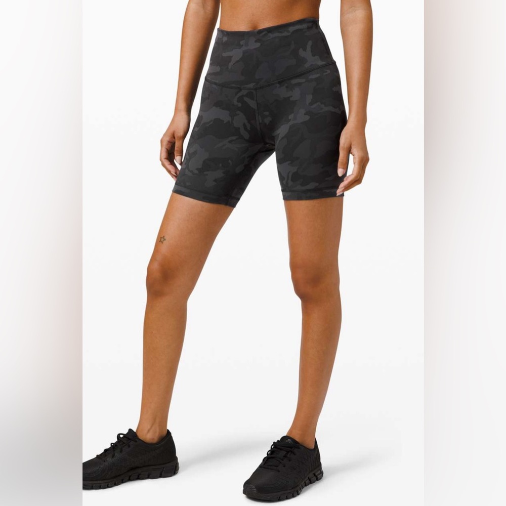 Lululemon Lululemon Wunder Train High-Rise Short 6" - Camp grey, Sz 12